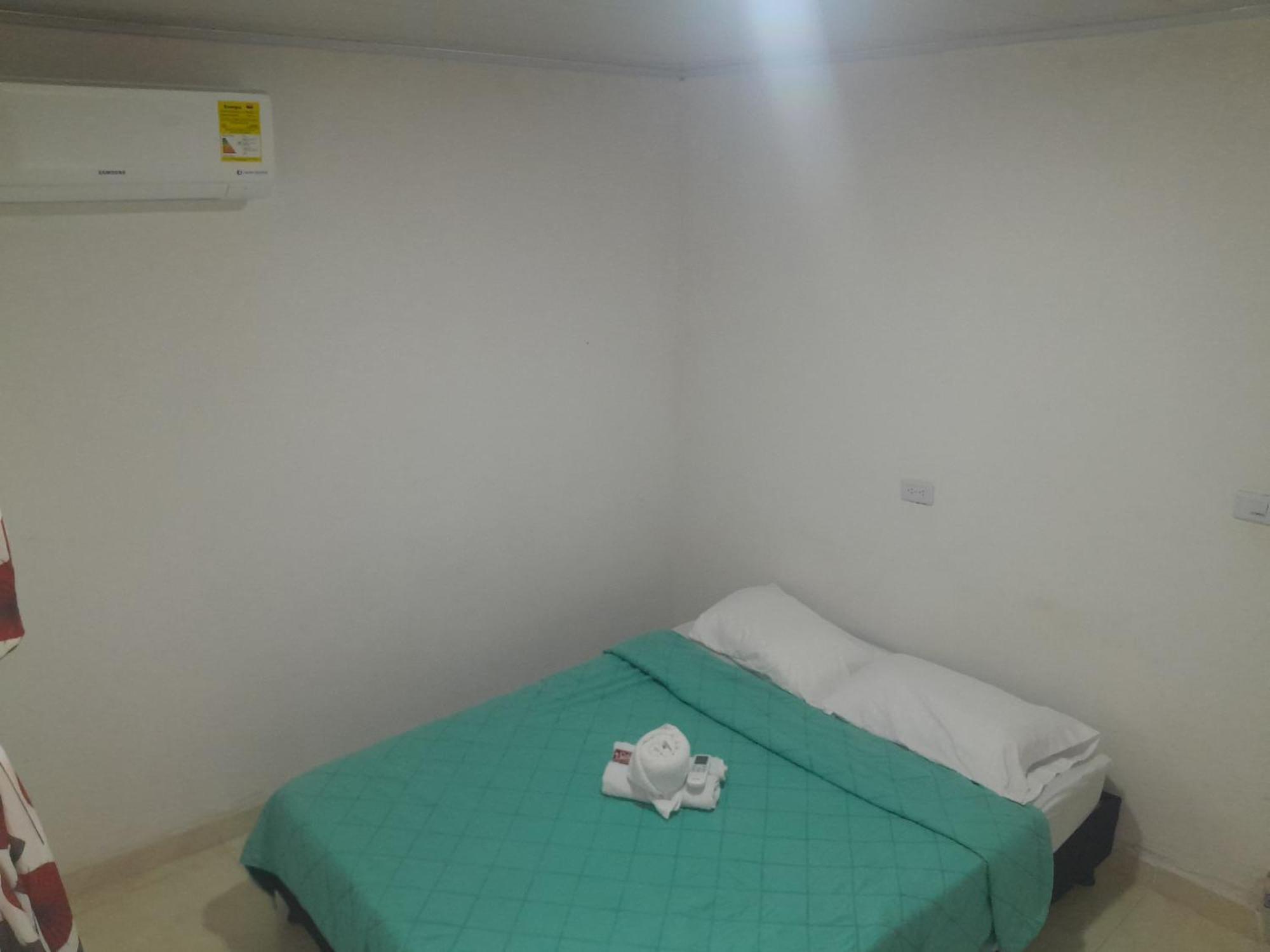 Hostal Makesa Tatacoa Villavieja Quarto foto
